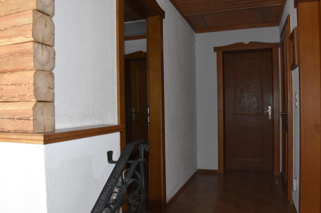 Haus Schwaighofer Apartment Neukirchen am Grossvenediger Exterior photo